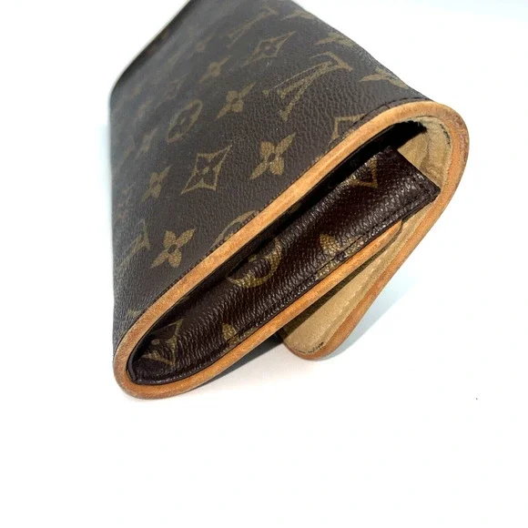 Authentic Louis Vuitton Pochette Twin Monogram Brown Clutch - Picture 15 of 16